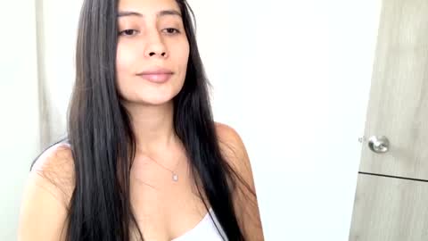 Snapshot of sophie_foxxx chatting on February 2025 05:12:01 PM Sophie online show from February 2025 05:12:01 PM