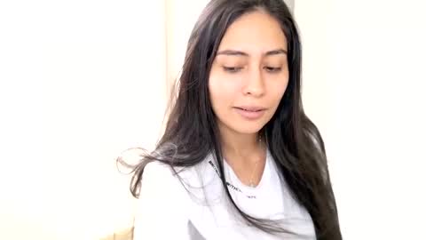 Snapshot of sophie_foxxx chatting on February 2025 06:51:01 PM Sophie online show from February 2025 06:51:01 PM