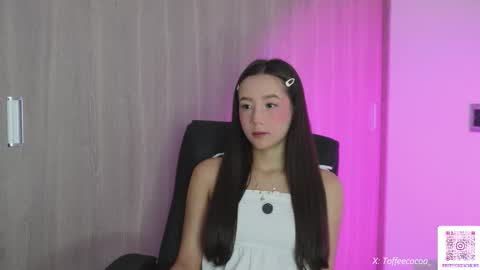 Snapshot of sophie_lii chatting on September 2025 05:13:02 PM Sophie or Sof online show from September 2025 05:13:02 PM