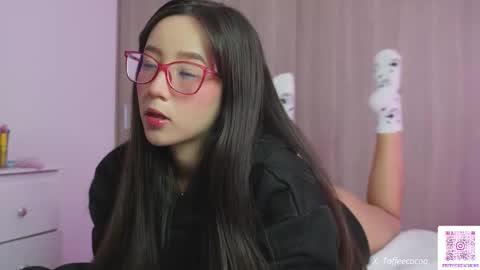 Snapshot of sophie_lii chatting on October 2025 05:59:01 AM Sophie or Sof online show from October 2025 05:59:01 AM