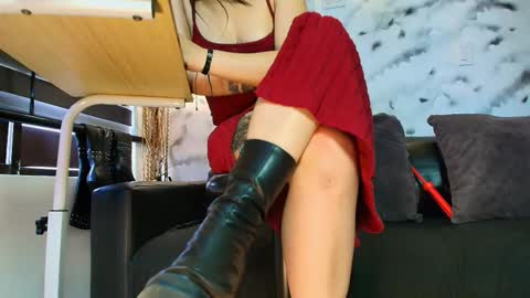 Sophie online show from February 2026 01:26:01 PM