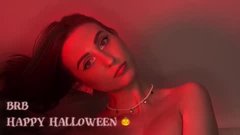 Sophie online show from October 2025 07:50:02 AM