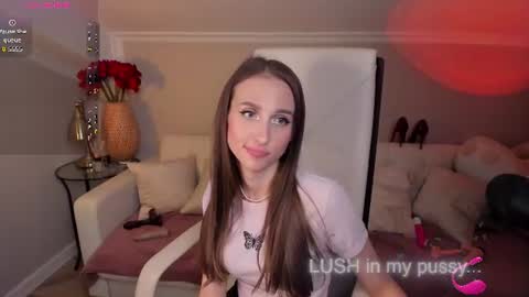 Snapshot of sophie_rocks chatting on June 2026 10:35:01 AM Sophie online show from June 2026 10:35:01 AM