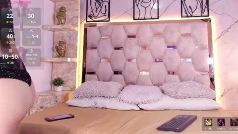 Sophie  online show from June 2026 04:48:01 AM