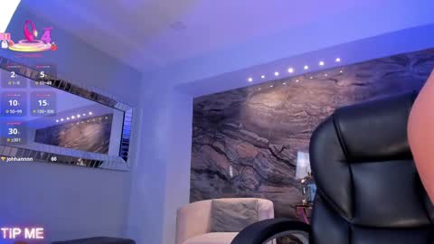 Sophie online show from September 2025 12:03:02 AM