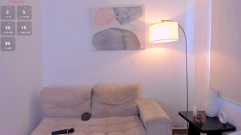 Sophie online show from September 2025 03:55:02 PM