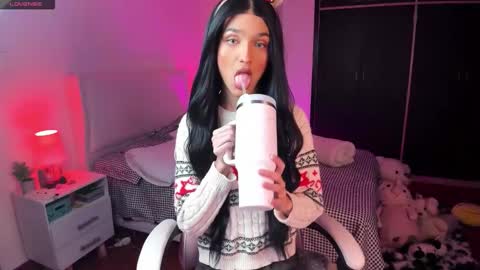    online show from December 2025 08:01:01 AM