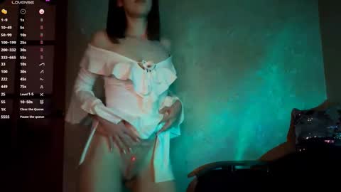 Mira online show from October 2025 08:33:02 PM