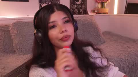 Sophiee  online show from February 2026 05:49:02 PM