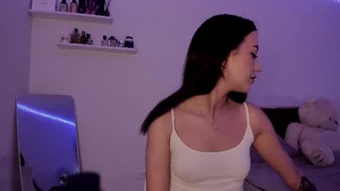 Snapshot of sophieelainee chatting on July 2026 06:04:01 PM Sophie online show from July 2026 06:04:01 PM