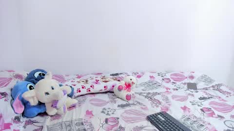 Snapshot of sophieewoods chatting on February 2025 07:16:02 PM Sophie Woods online show from February 2025 07:16:02 PM