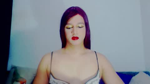 sophiehillsxo online show from February 2026 02:45:01 AM