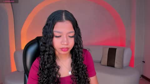 Sophie Houston online show from October 2025 05:09:02 AM