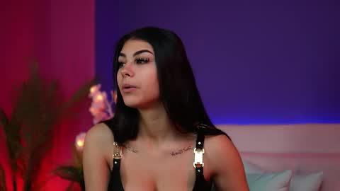  Sophie  online show from January 2026 06:54:02 PM