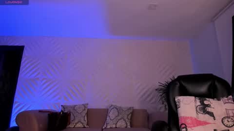 Sophie  Palmer online show from January 2026 01:02:01 PM