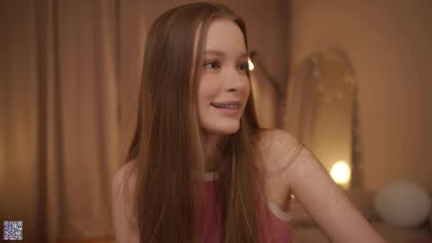 Sophie  Next stream  3 online show from March 2025 06:21:02 PM