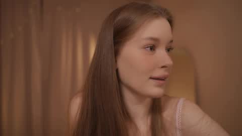 Sophie  Next stream  3 online show from March 2025 06:33:01 PM