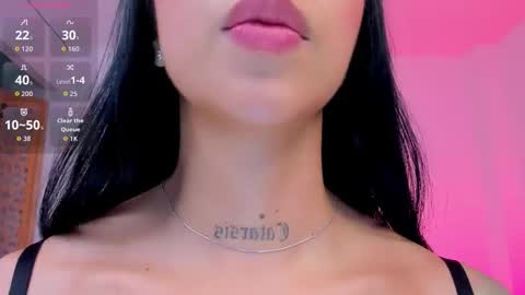 sophierooy online show from March 2026 02:33:02 PM