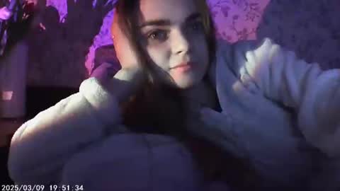 Snapshot of sophiesuvi chatting on March 2025 09:51:01 PM Sophie and my bestie Mandy online show from March 2025 09:51:01 PM