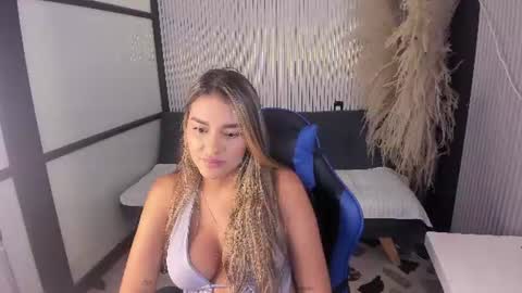 sophiewatson_ online show from June 2026 02:05:01 PM