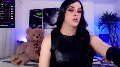 Sophie Sweet online show from January 2025 06:26:01 AM