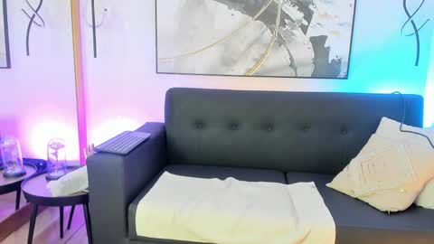 Sophi online show from February 2026 11:22:02 AM