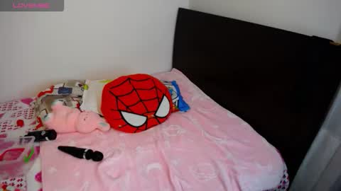 Sophy  online show from November 2025 10:42:01 PM