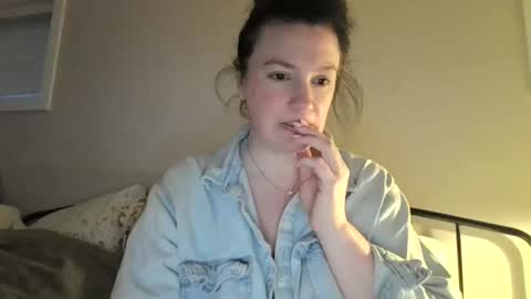 NaughtyMommy online show from May 2026 01:35:02 AM