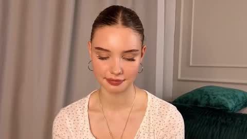 Snapshot of soul_garden chatting on November 2025 03:36:01 PM sylene online show from November 2025 03:36:01 PM