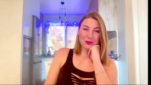 Snapshot of soulmategirl chatting on January 2025 09:53:02 AM SoulMate online show from January 2025 09:53:02 AM