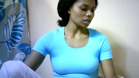 sourayaa online show from May 2026 07:01:01 PM