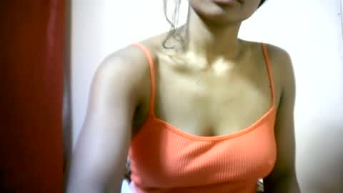 Snapshot of sourayaa chatting on June 2026 05:27:01 PM sourayaa online show from June 2026 05:27:01 PM