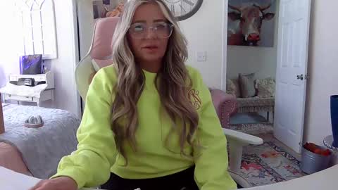 Your Barbii online show from February 2025 06:47:02 PM