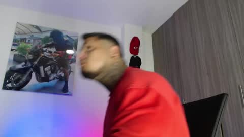 soy_apolo online show from November 2025 05:01:02 PM