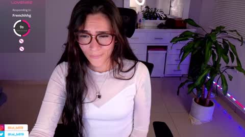 Luisa    online show from January 2025 01:41:02 AM