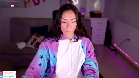 Luisa    online show from March 2025 02:34:01 AM