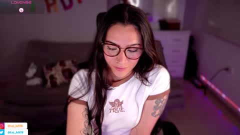 Luisa    online show from March 2025 01:04:01 AM