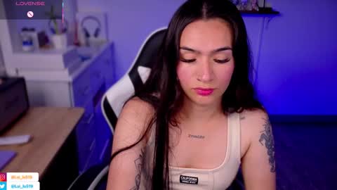 Luisa    online show from September 2025 07:41:02 PM