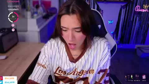 Luisa    online show from April 2026 10:16:01 PM