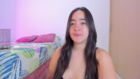 Instagram Soyamandaa  1 online show from January 2025 09:08:02 PM