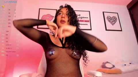 Juliana online show from January 2025 11:48:01 PM