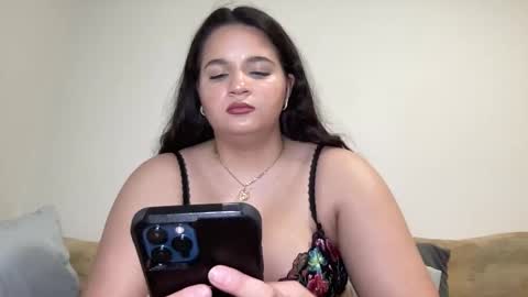 Soyoceanne online show from March 2026 02:00:01 AM