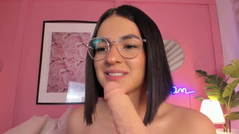 Aleja online show from January 2025 08:08:02 AM