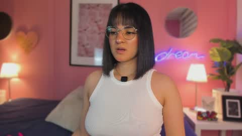 Snapshot of soysaraa_ chatting on July 2026 05:02:01 AM Aleja online show from July 2026 05:02:01 AM