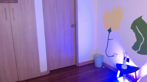      online show from February 2025 07:41:01 AM