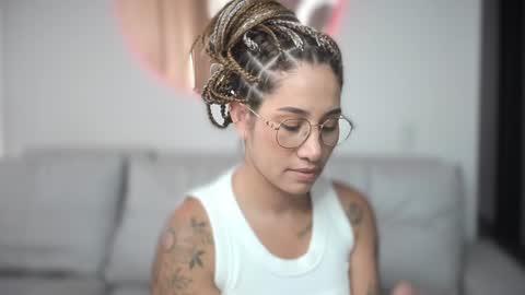 brisa  s online show from January 2025 05:06:01 PM