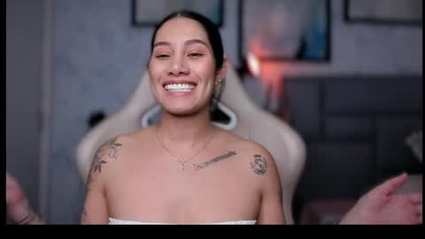 brisa  s online show from April 2026 05:07:01 PM