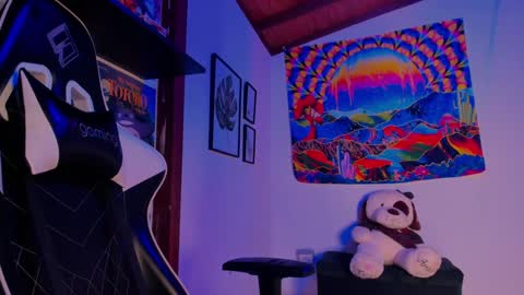 Val online show from February 2025 06:56:02 AM