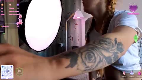 space danger online show from September 2025 01:00:02 PM