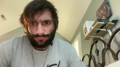 TrndSettrz online show from January 2025 09:51:02 PM